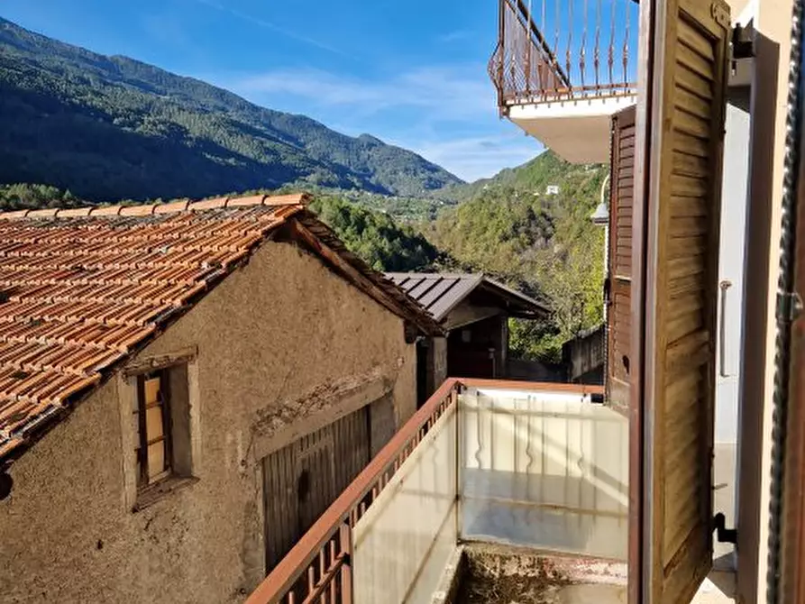 Immagine 9 di Rustico / casale in vendita  21 a Edolo