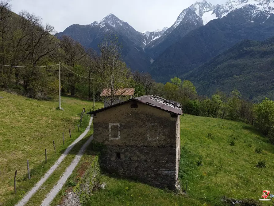 Immagine 3 di Rustico / casale in vendita  a Malonno