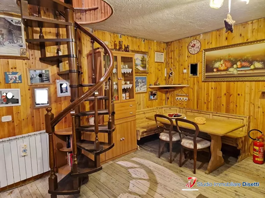 Immagine 4 di Rustico / casale in vendita  26 a Saviore Dell'adamello