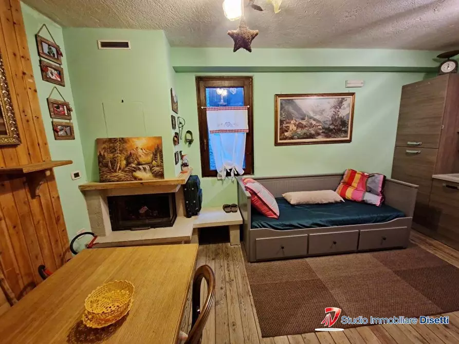 Immagine 2 di Rustico / casale in vendita  26 a Saviore Dell'adamello