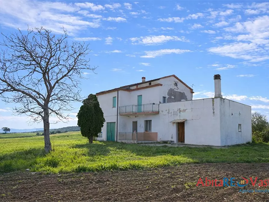 Immagine 2 di Rustico / casale in vendita  M a Montenero Di Bisaccia