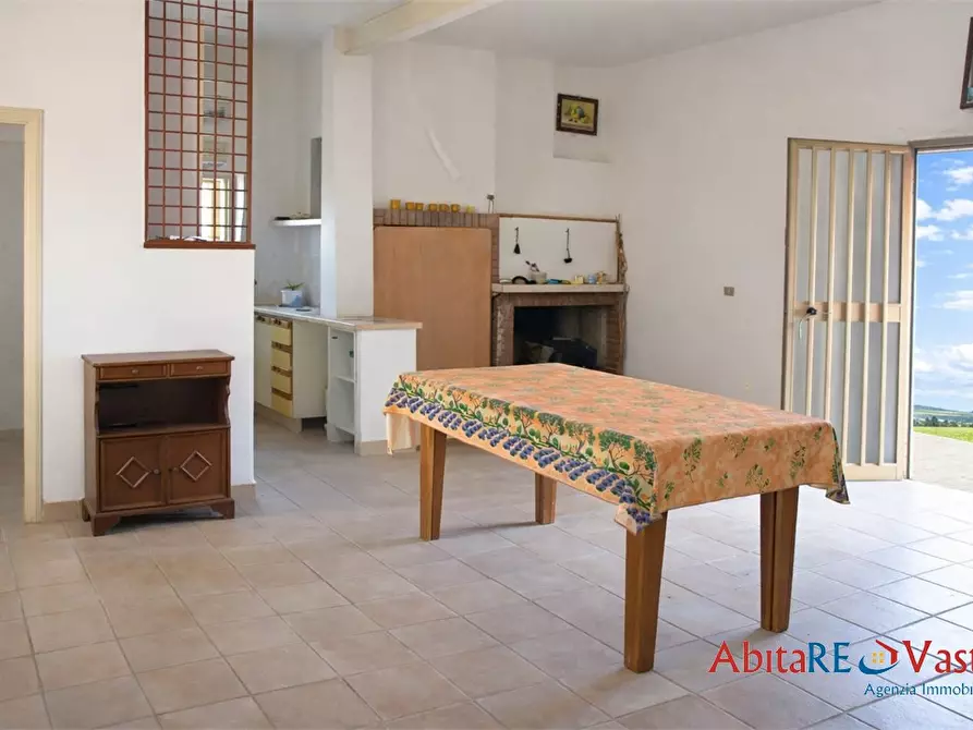 Immagine 4 di Rustico / casale in vendita  M a Montenero Di Bisaccia