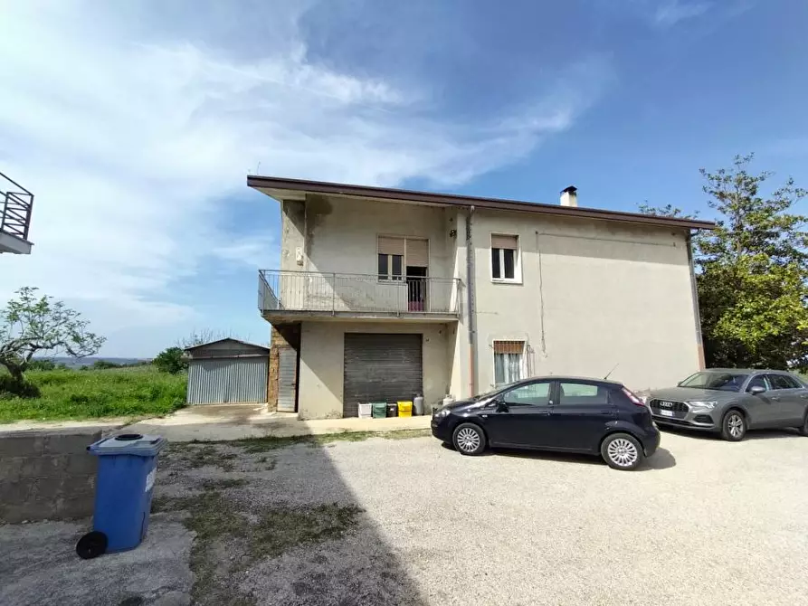 Immagine 4 di Rustico / casale in vendita  61 a Giuliano Teatino