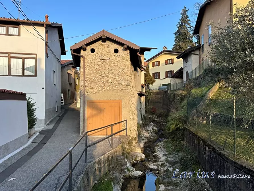 Immagine 4 di Rustico / casale in vendita  17 a Valbrona