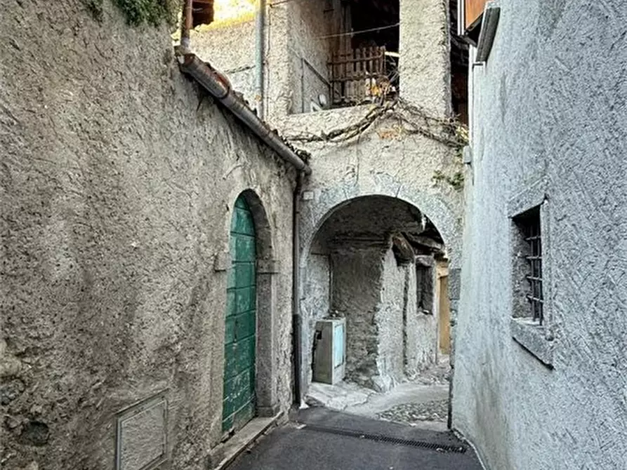 Immagine 10 di Rustico / casale in vendita  8 a Valbrona