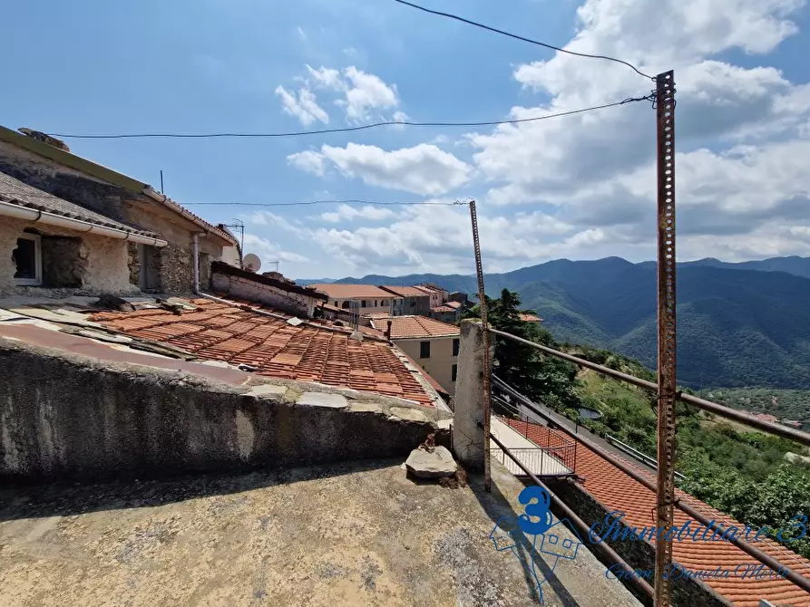 Immagine 9 di Rustico / casale in vendita  a Ranzo