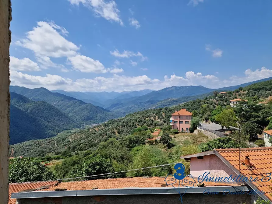 Immagine 5 di Rustico / casale in vendita  a Ranzo