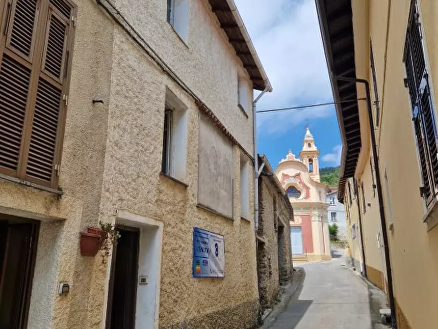 Immagine 3 di Rustico / casale in vendita  a Ranzo