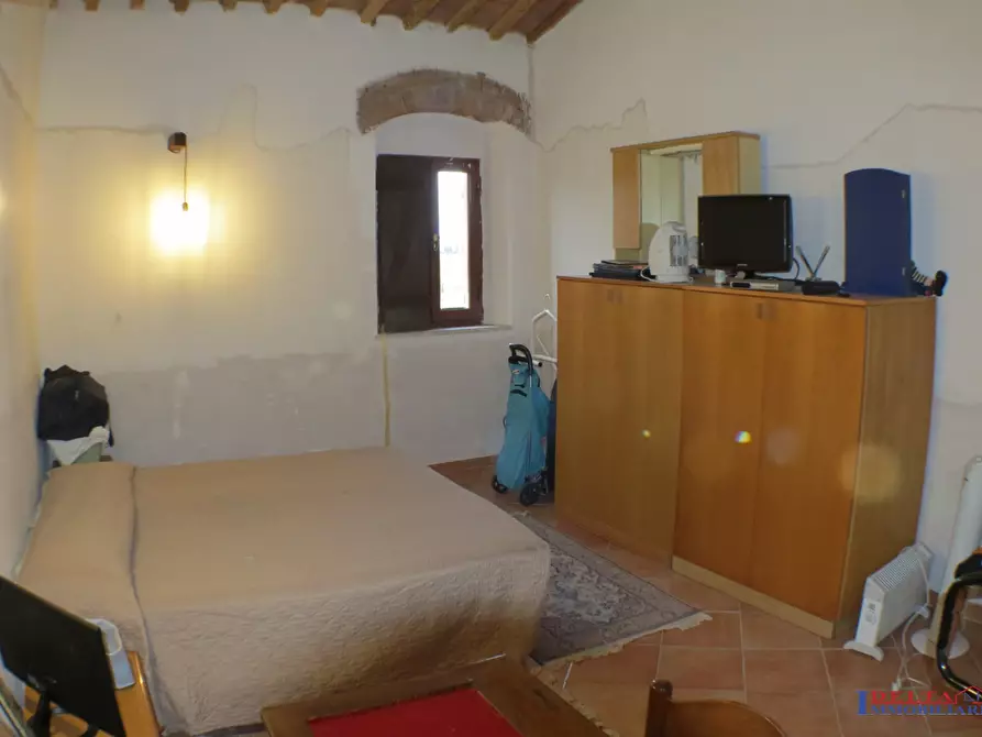 Immagine 8 di Rustico / casale in vendita  a Rosignano Marittimo