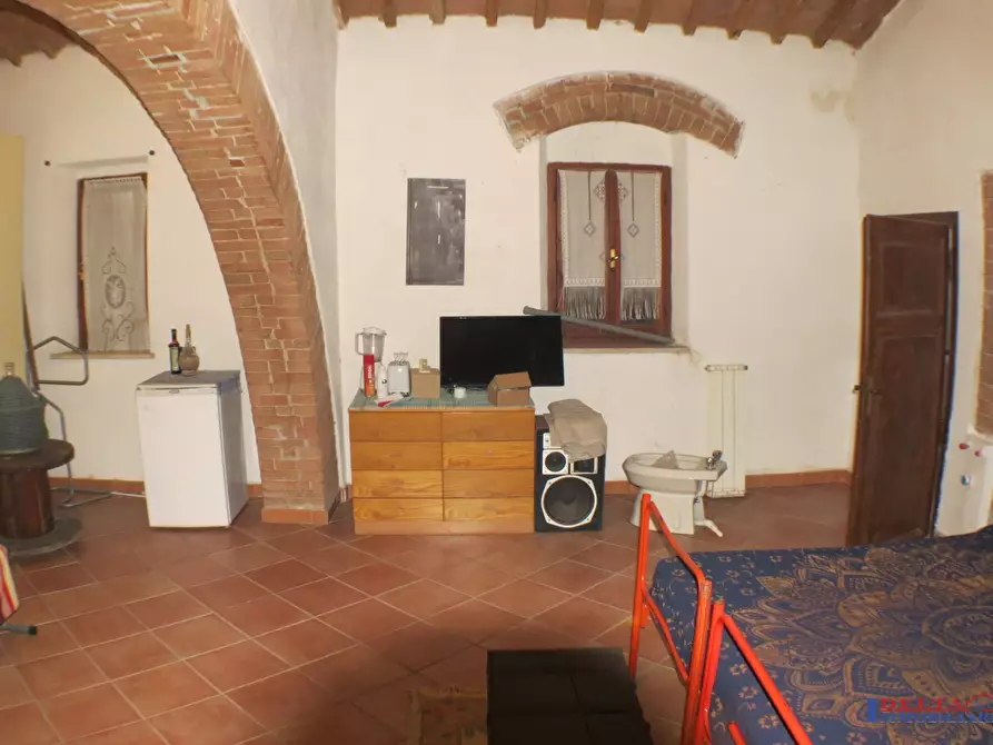 Immagine 6 di Rustico / casale in vendita  a Rosignano Marittimo