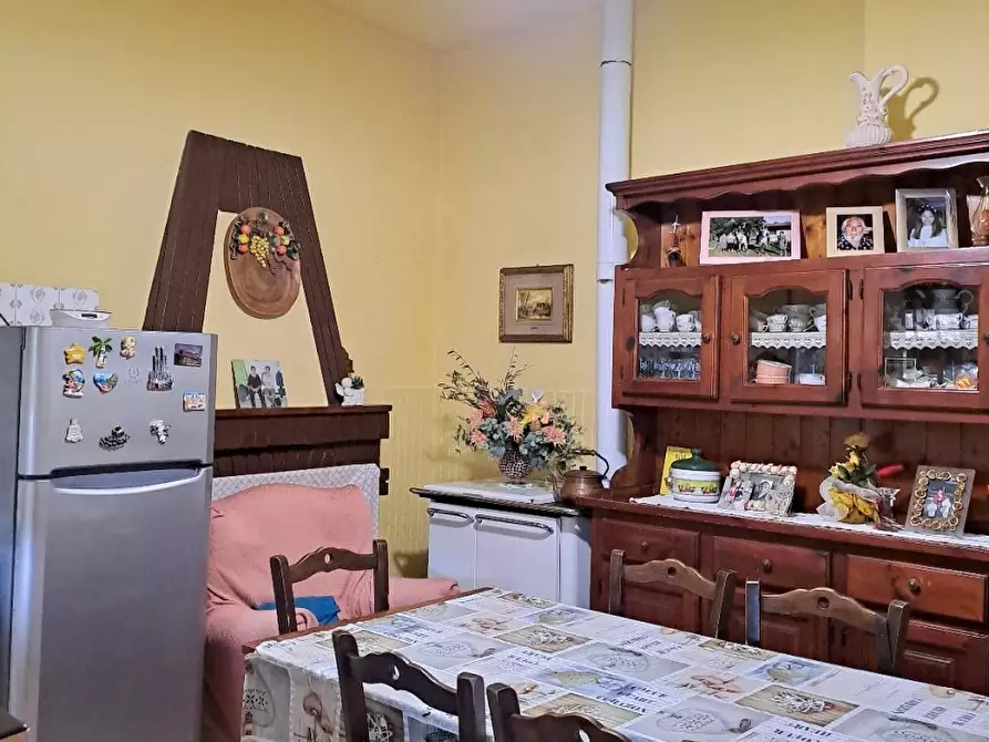 Immagine 4 di Rustico / casale in vendita  a Camaiore