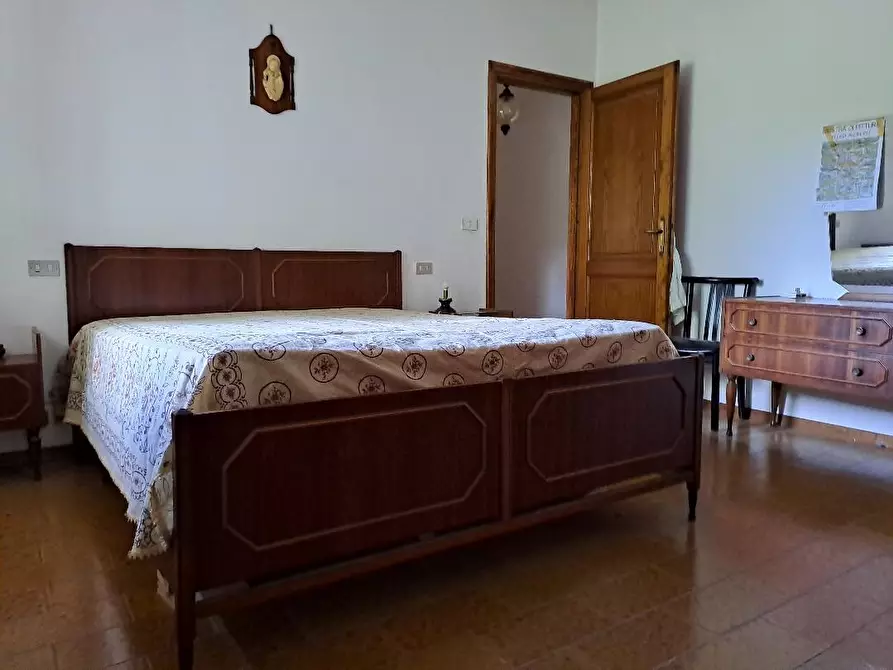 Immagine 6 di Rustico / casale in vendita  a Massarosa