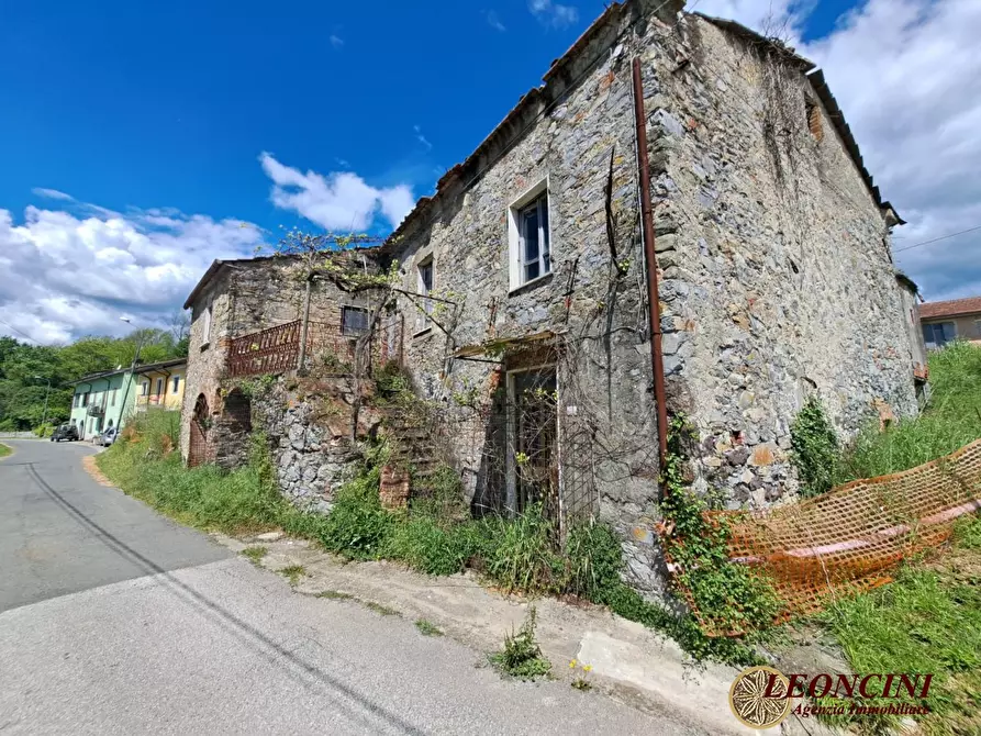 Immagine 5 di Rustico / casale in vendita  12 a Villafranca In Lunigiana