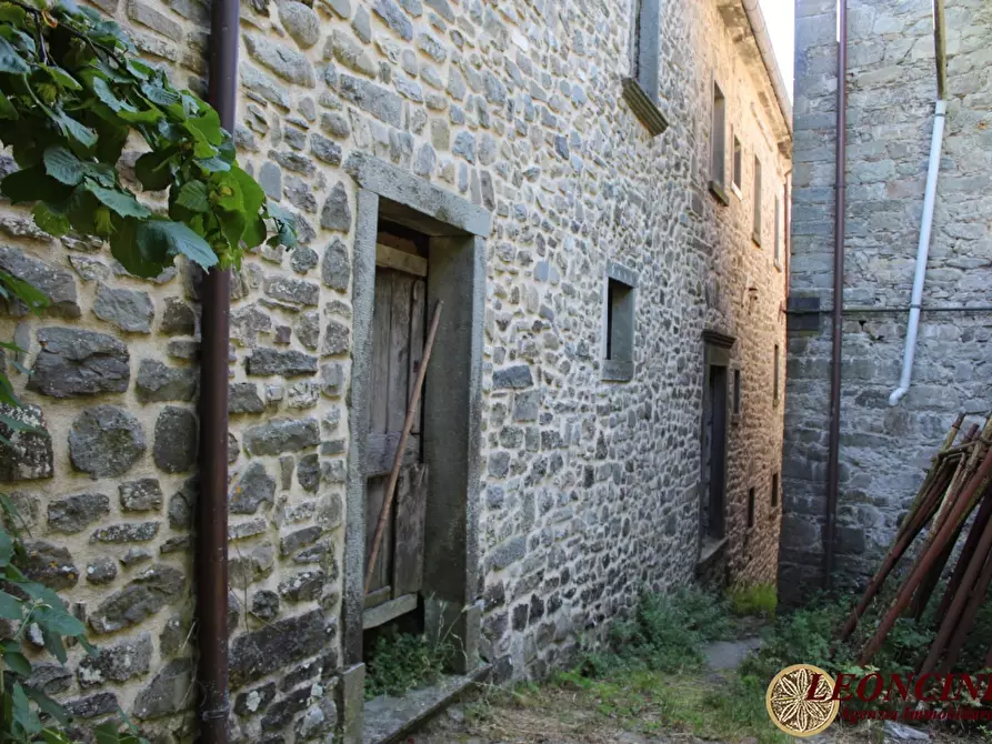 Immagine 2 di Rustico / casale in vendita  22 a Zeri