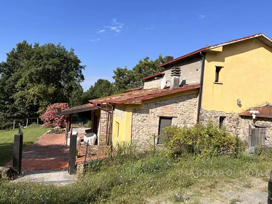 Immagine 1 di Rustico / casale in vendita  2 a Licciana Nardi