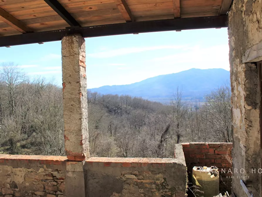 Immagine 5 di Rustico / casale in vendita  a Pontremoli