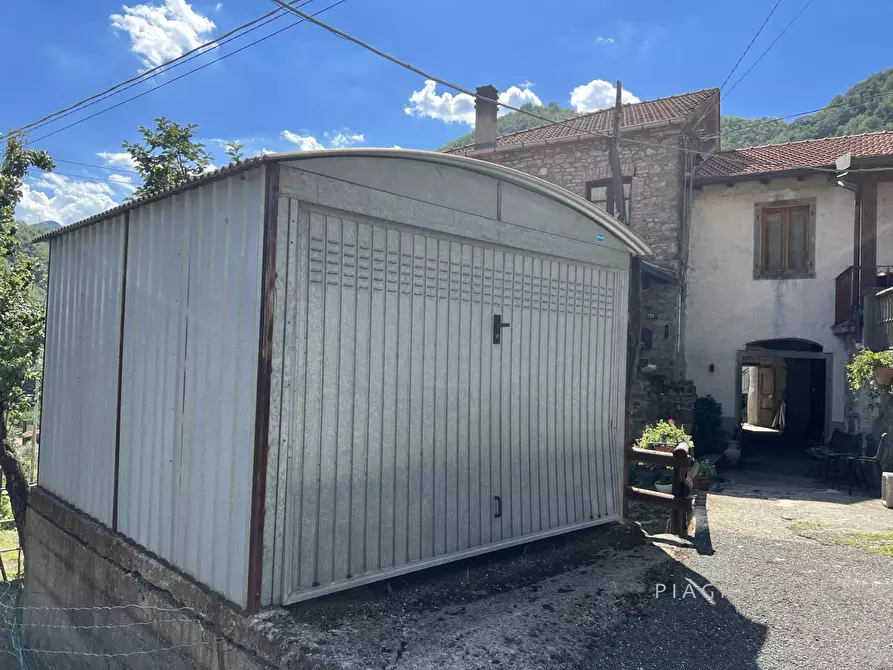 Immagine 7 di Rustico / casale in vendita  a Pontremoli