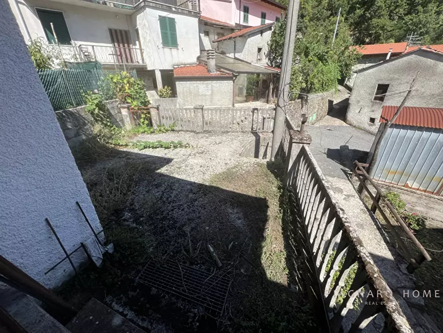 Immagine 8 di Rustico / casale in vendita  a Pontremoli