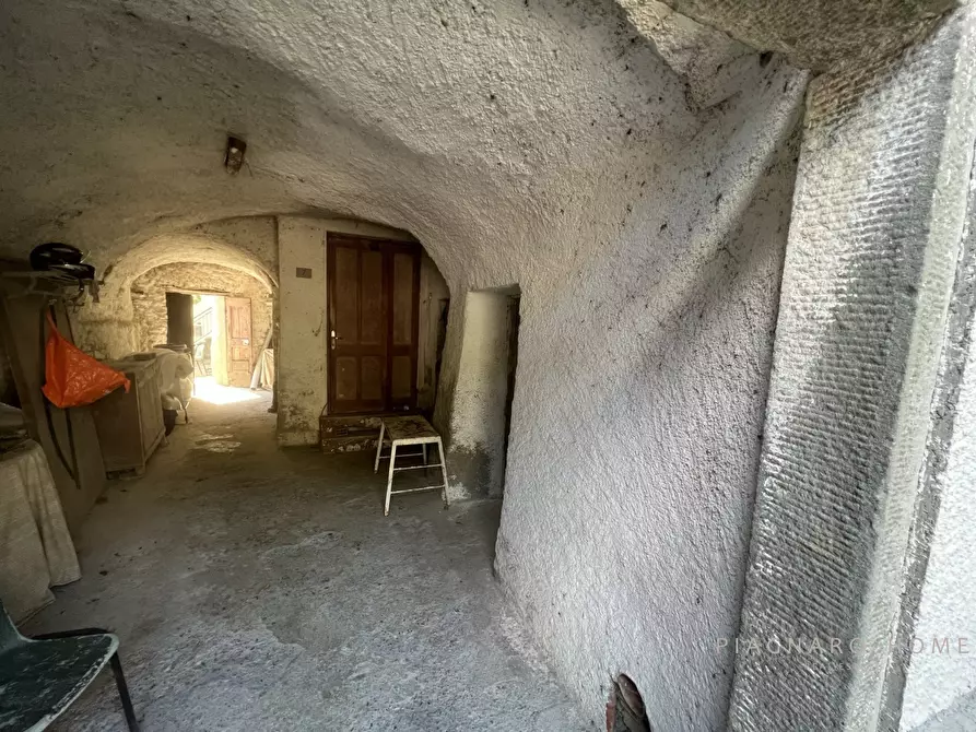 Immagine 9 di Rustico / casale in vendita  a Pontremoli