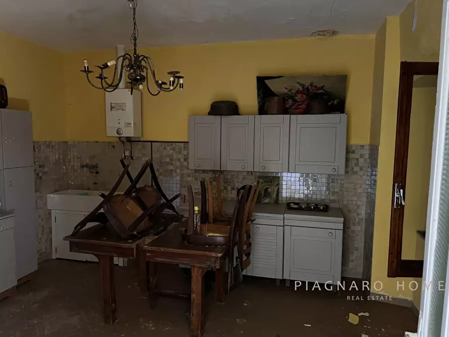 Immagine 10 di Rustico / casale in vendita  55 a Filattiera
