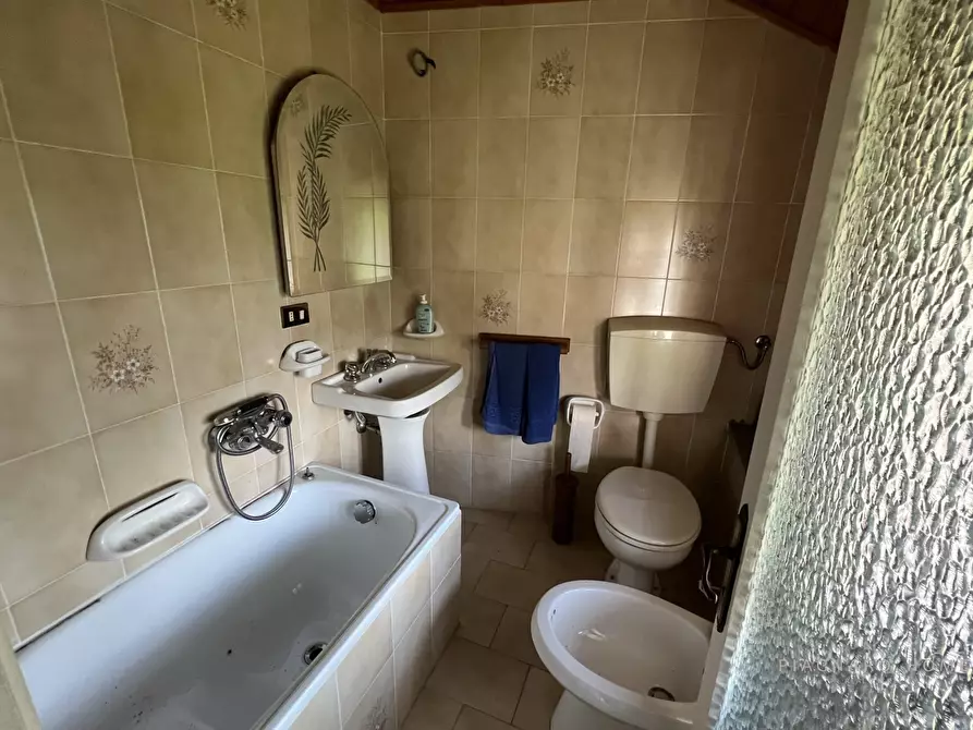 Immagine 6 di Rustico / casale in vendita  a Pontremoli