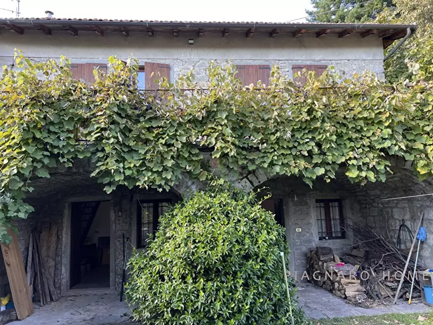 Immagine 1 di Rustico / casale in vendita  26 a Pontremoli