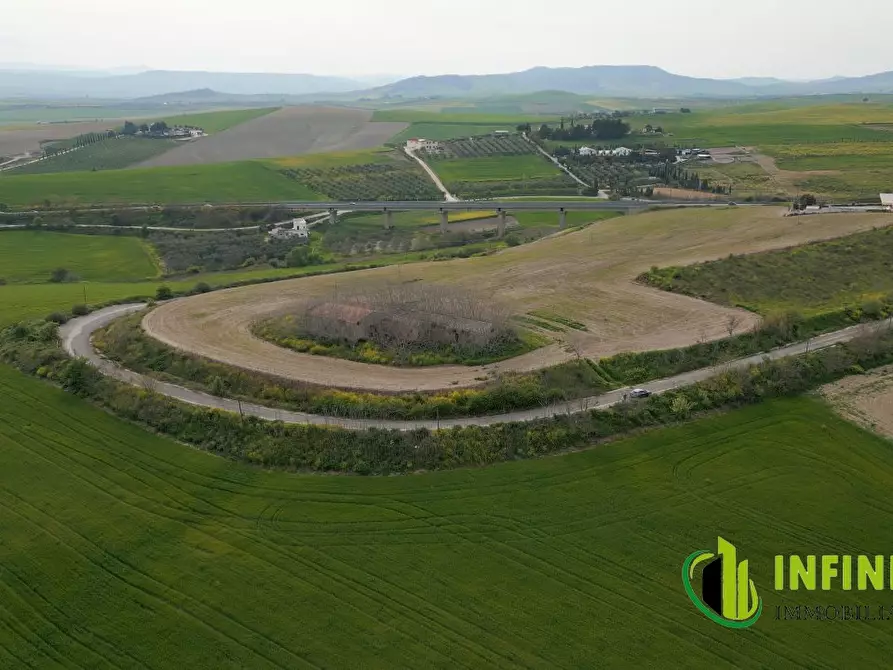 Immagine 6 di Rustico / casale in vendita  a Matera