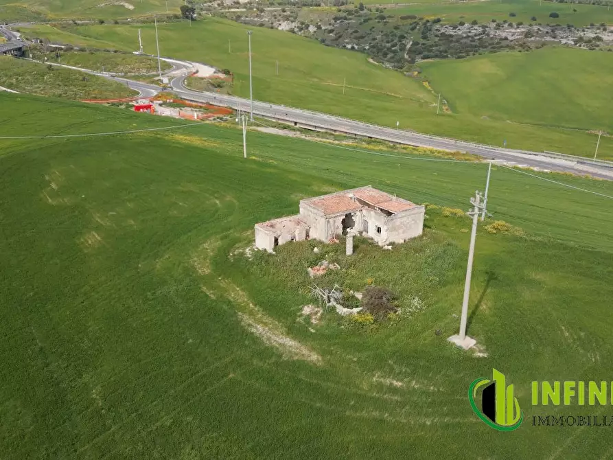 Immagine 7 di Rustico / casale in vendita  a Matera