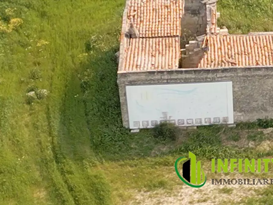 Immagine 4 di Rustico / casale in vendita  a Matera