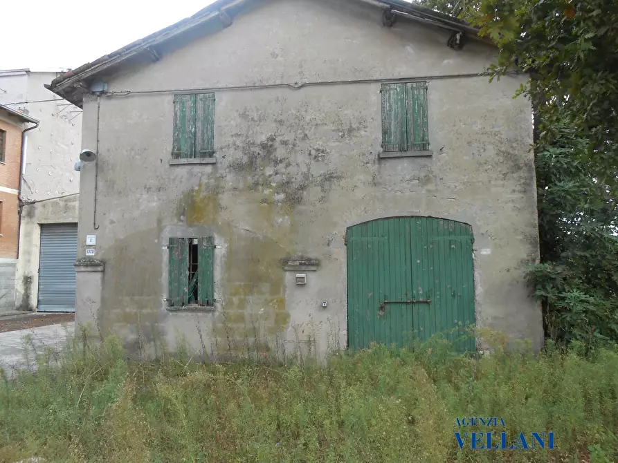 Immagine 2 di Rustico / casale in vendita  a Modena