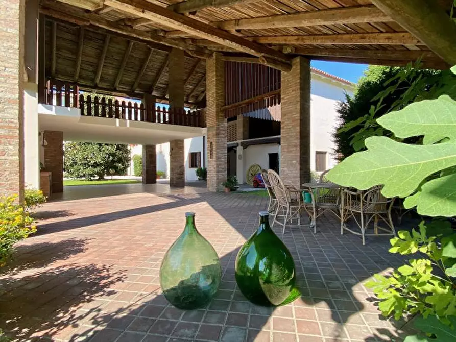 Immagine 4 di Rustico / casale in vendita  a Cartura
