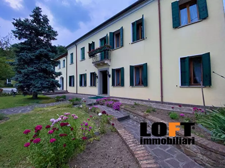 Immagine 2 di Rustico / casale in vendita  a Galzignano Terme