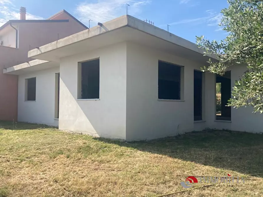 Immagine 5 di Rustico / casale in vendita  a San Lorenzo