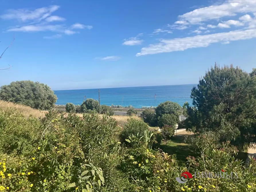 Immagine 8 di Rustico / casale in vendita  a San Lorenzo