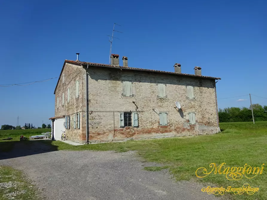 Immagine 9 di Rustico / casale in vendita  a Gattatico