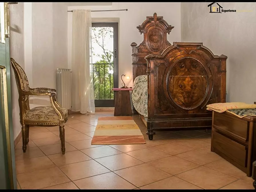 Immagine 8 di Rustico / casale in vendita  a Collevecchio