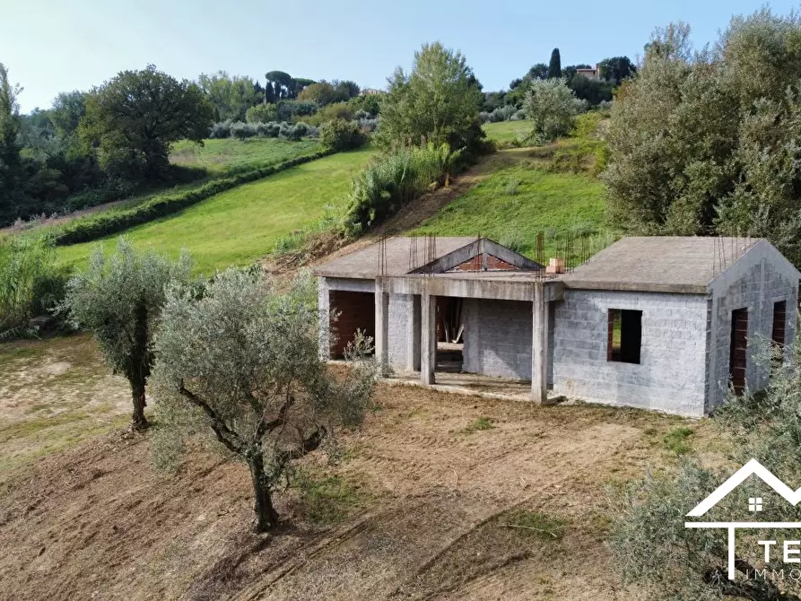 Immagine 1 di Rustico / casale in vendita  a Forano