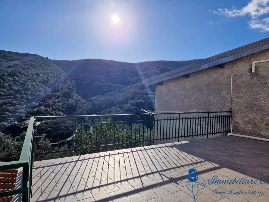 Immagine 4 di Rustico / casale in vendita  a Albenga