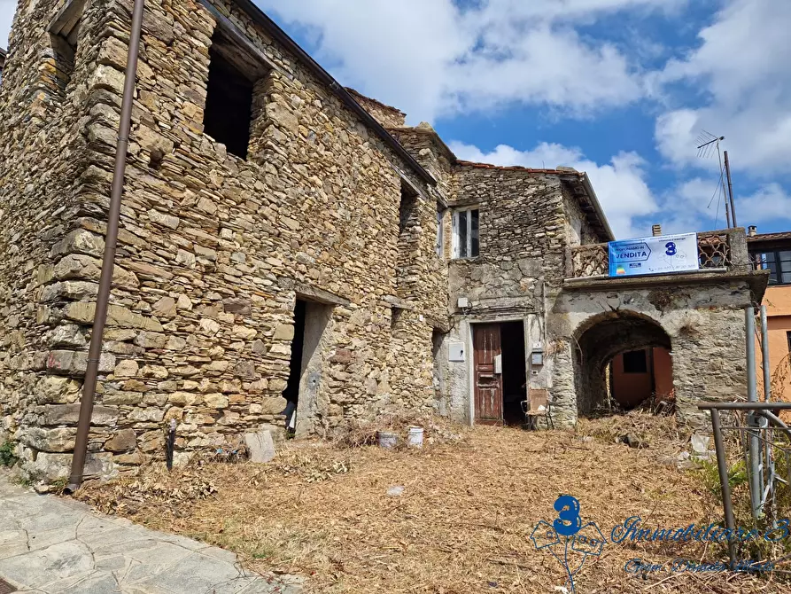 Immagine 1 di Rustico / casale in vendita  a Villanova D'albenga