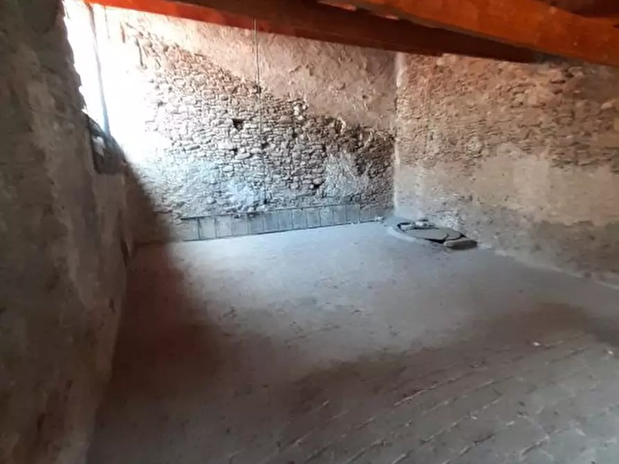 Immagine 9 di Rustico / casale in vendita  a Villanova D'albenga