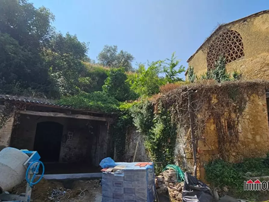 Immagine 2 di Rustico / casale in vendita  a Poggibonsi