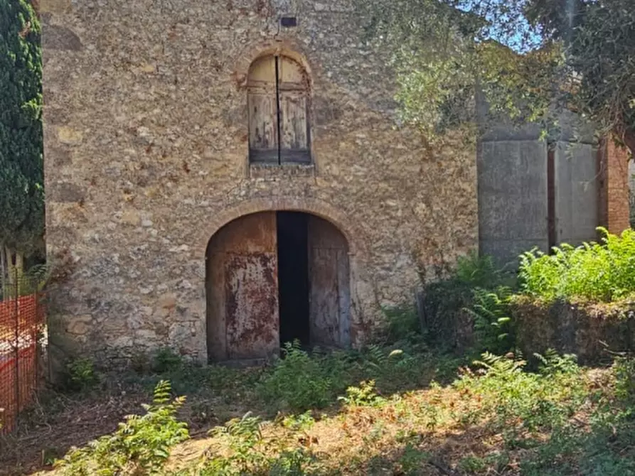 Immagine 1 di Rustico / casale in vendita  a Colle Di Val D'elsa