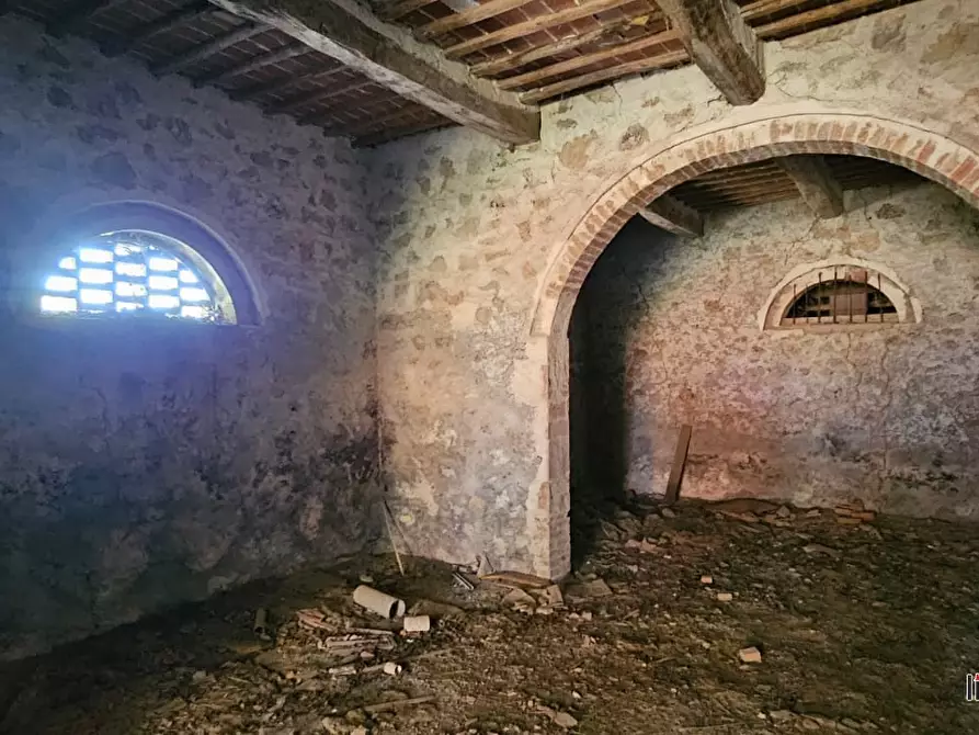 Immagine 6 di Rustico / casale in vendita  a Colle Di Val D'elsa