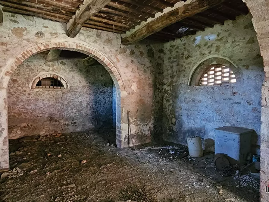 Immagine 5 di Rustico / casale in vendita  a Colle Di Val D'elsa
