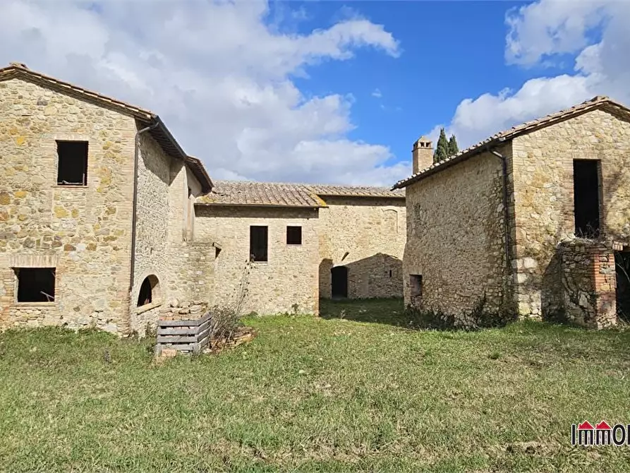 Immagine 7 di Rustico / casale in vendita  a Casole D'elsa