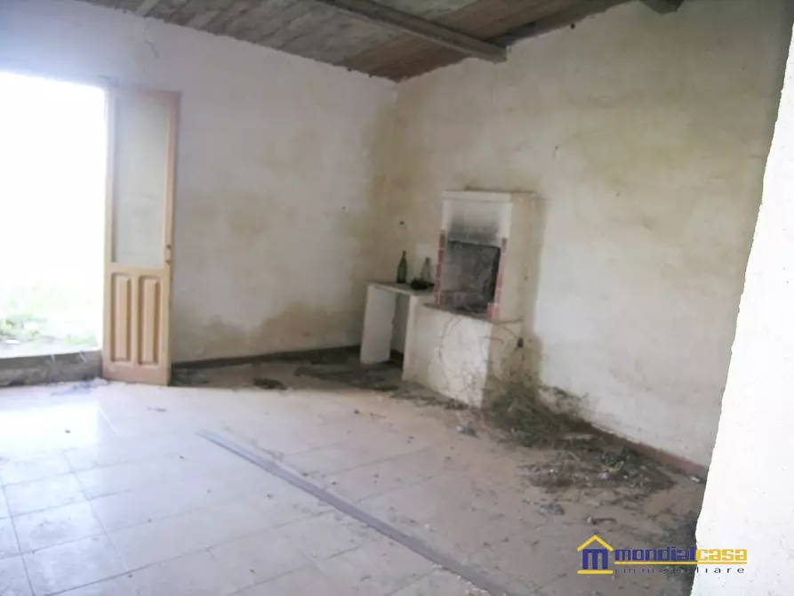 Immagine 3 di Rustico / casale in vendita  a Portopalo Di Capo Passero