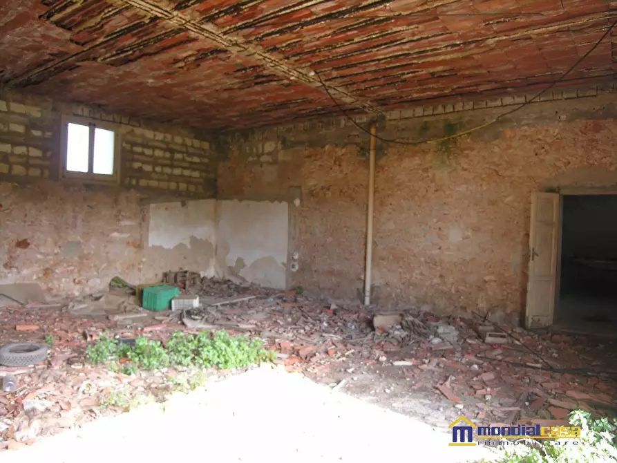 Immagine 8 di Rustico / casale in vendita  a Portopalo Di Capo Passero