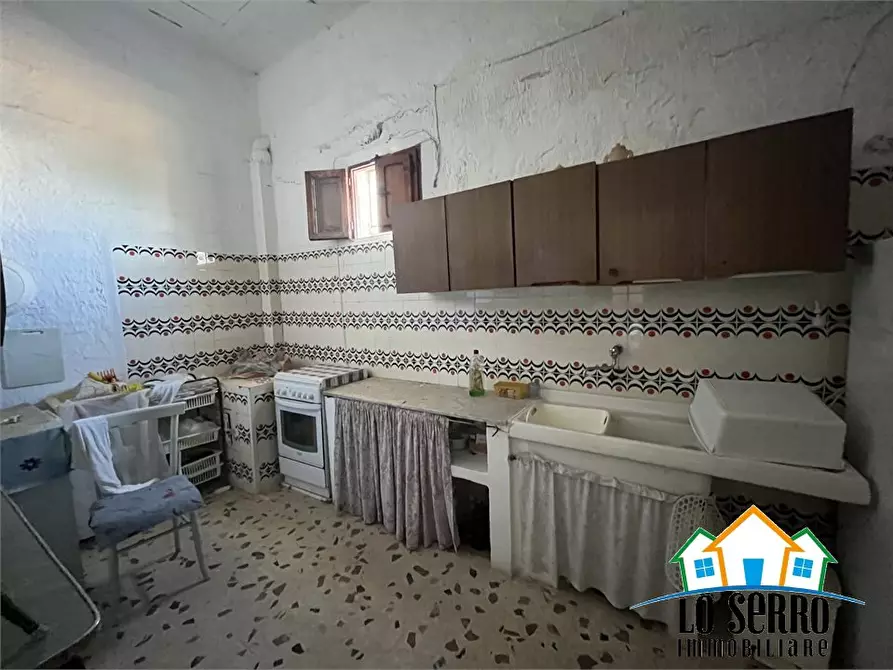Immagine 6 di Rustico / casale in vendita  a Alcamo