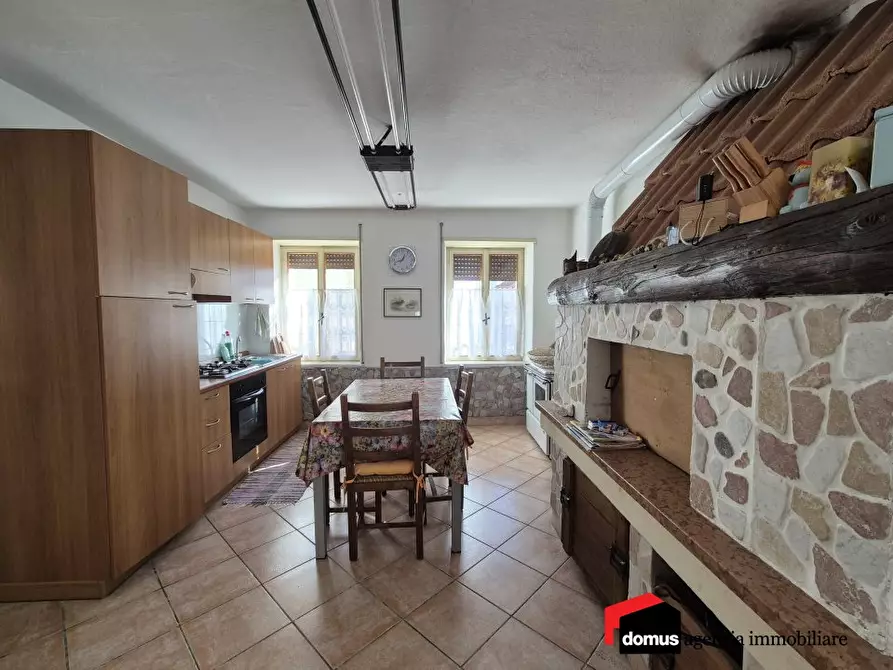 Immagine 1 di Rustico / casale in vendita  a Tonezza Del Cimone