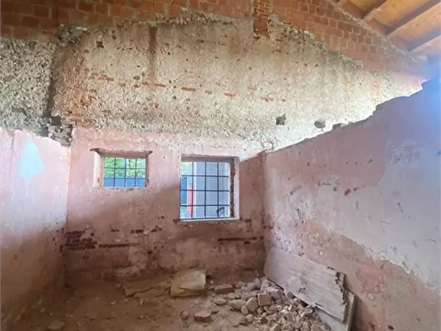 Immagine 6 di Rustico / casale in vendita  a Montecchio Precalcino